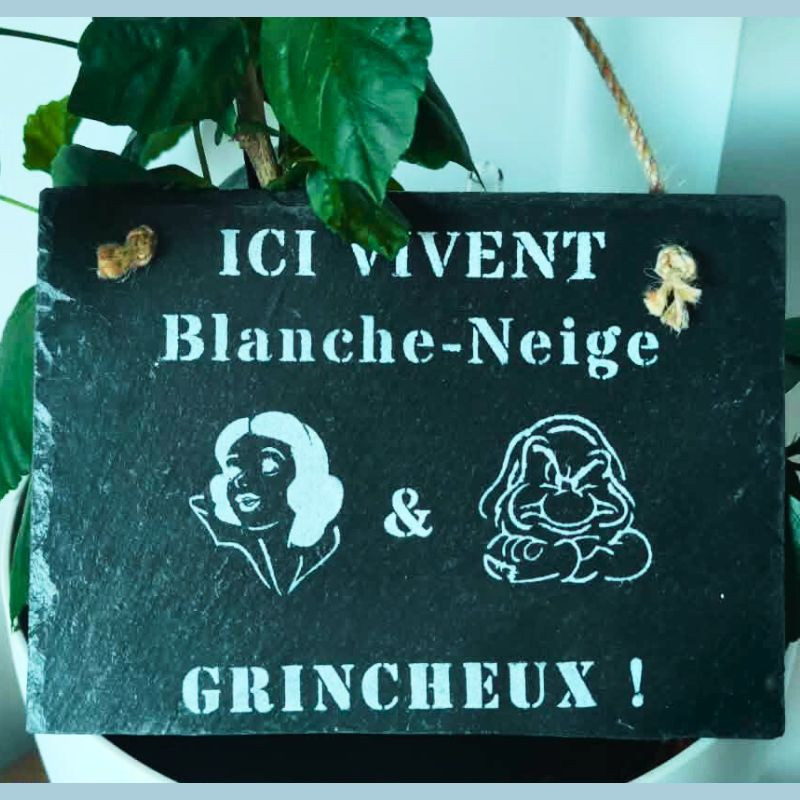Ardoise déco Blanche Neige et Grincheux