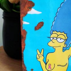 Plaque Déco Survivor Marge Simpson